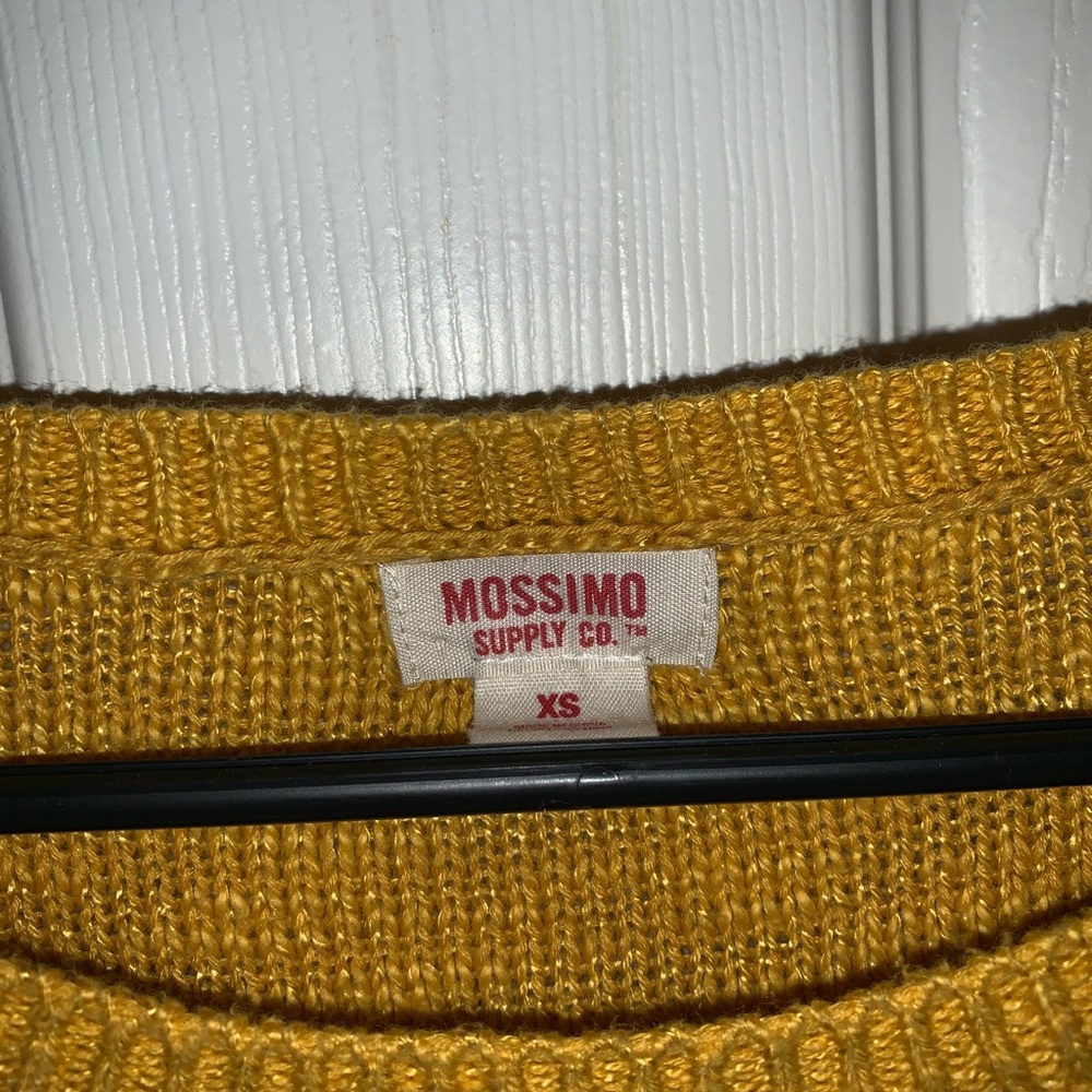 Target sweater - Picture 2 of 2